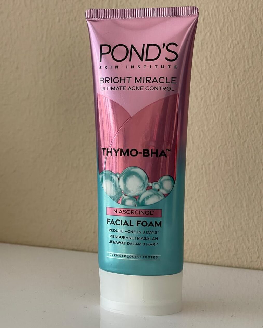 Ponds Face Wash Bright Miracle THYMO - BHA Acne Control, 100g, INDONESIA - ImportedWares